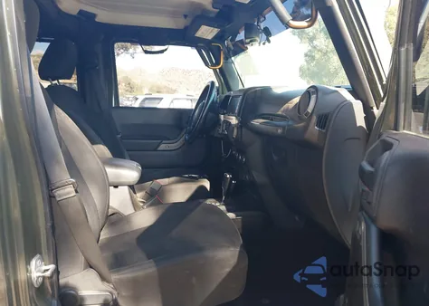 2016 Jeep Wrangler Unlimited Sport z USA, uszkodzony, nr VIN 1C4BJWDG7GL101643